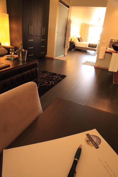 Siesta Villa - Dalby Accommodation 3