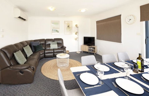 Silvertrees 5 - Dalby Accommodation 1