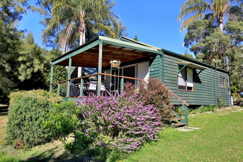 Siver Cabin - Dalby Accommodation 0