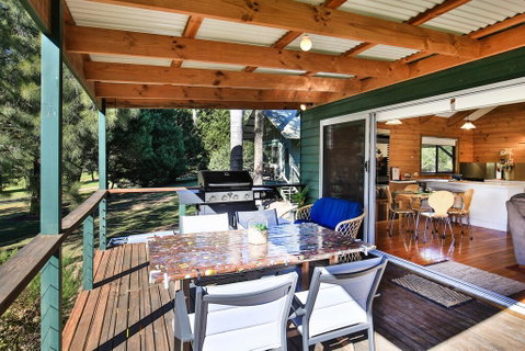 Siver Cabin - Dalby Accommodation 3