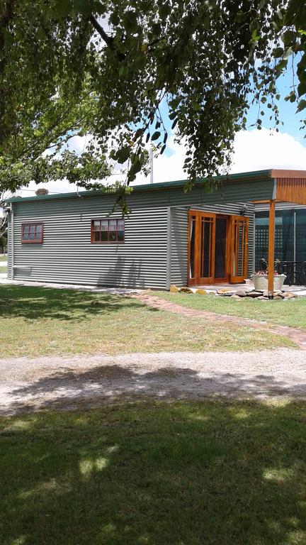 Sleepy Hollow Hideout - Hideout 1 - Dalby Accommodation 0