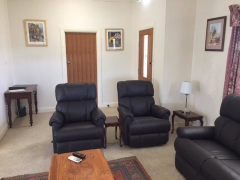 Smith Street Cottage Naracoorte - Dalby Accommodation 3