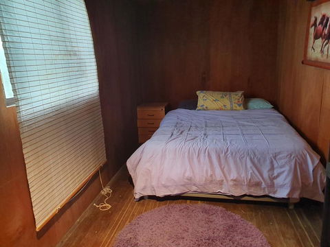 Smoko Shed - Dalby Accommodation 0