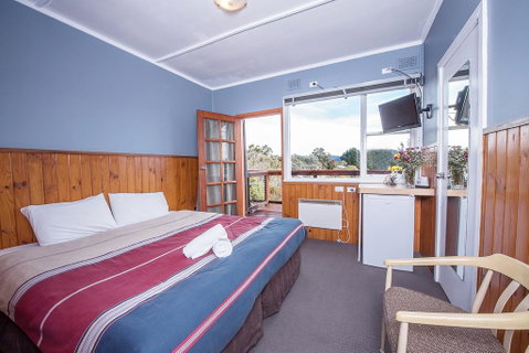 Snowview Units - Dalby Accommodation 1