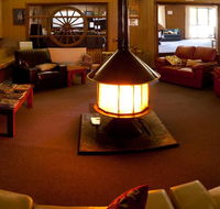 Snowy Mountains Resort and Function Centre - Dalby Accommodation