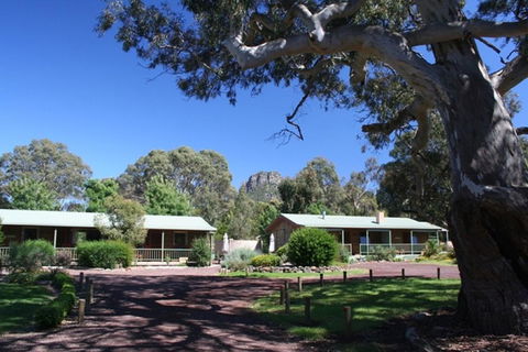 Southern Grampians Cottages - Dalby Accommodation 0