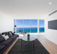 Southpoint -Brand new home oceanfront views - Dalby Accommodation