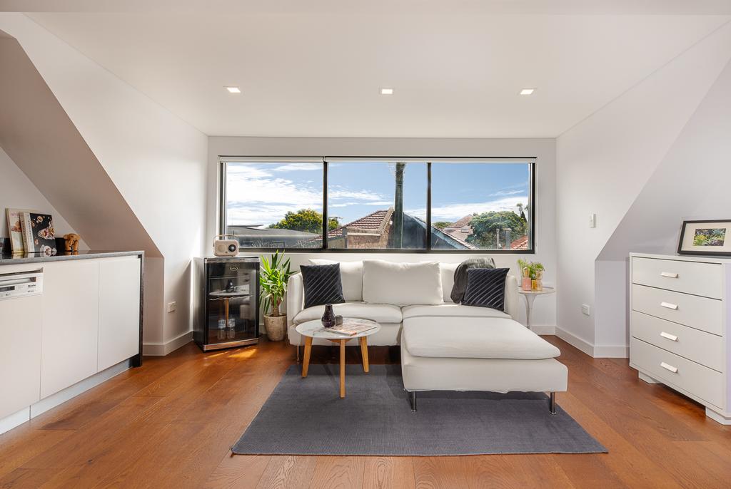 West Hoxton NSW Dalby Accommodation