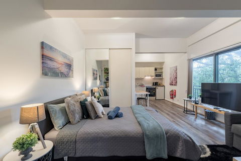 Spacious Studio 2mins To Station&Shopping Sleeps4 B - Dalby Accommodation 3