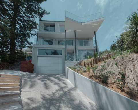 Spectacular Bilgola Beachhouse - Dalby Accommodation 2