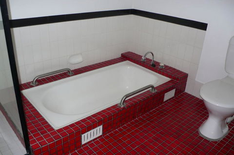 SPLASH - Dalby Accommodation 1