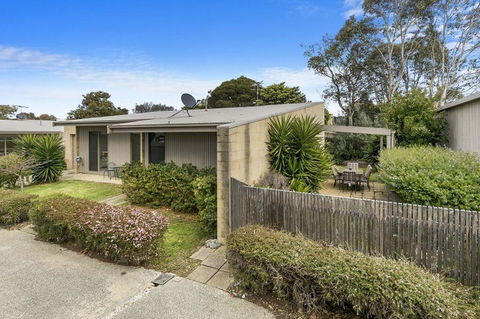 Spring Central 2-39 - Dalby Accommodation 0