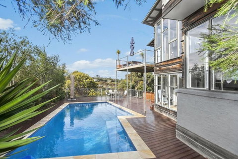 Spring Valley Luxury 42 - Dalby Accommodation 0