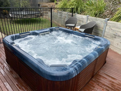 Springbank Spa & Surf - Dalby Accommodation 0