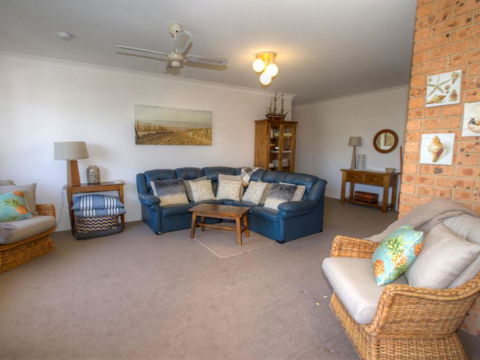 St James 6, Stylish Airconditioned Retreat - Dalby Accommodation 1