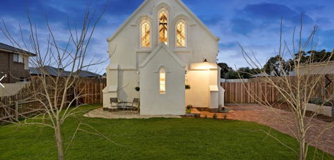 St James Converted Church - Dalby Accommodation 0