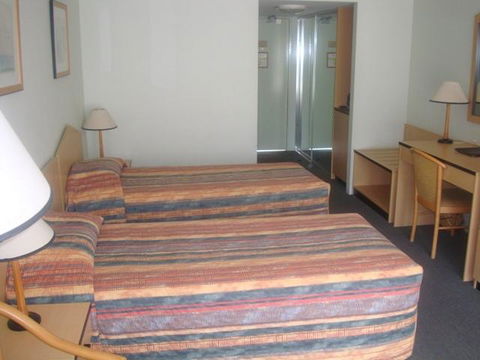 St Marys Park View Motel - Dalby Accommodation 2