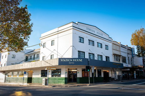 Station House Hotel - Dalby Accommodation 1