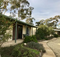 Stawell Holiday Cottages - Dalby Accommodation