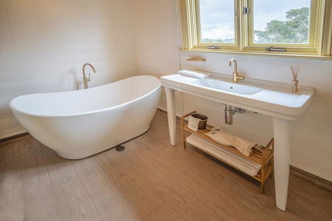 Steele Point Cottage - Dalby Accommodation 2