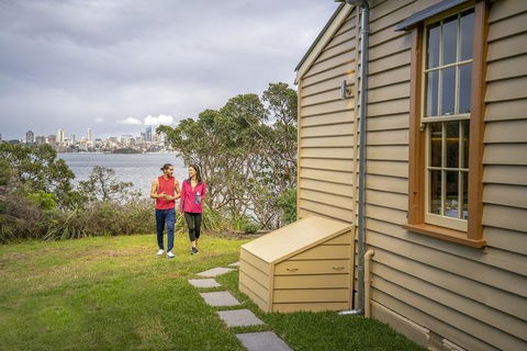 Steele Point Cottage - Dalby Accommodation 1