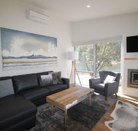 Stillwater Chalet B- Lake Crackenback - Dalby Accommodation