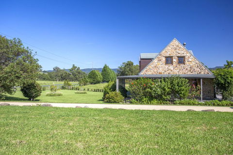 Stone Cottage - Dalby Accommodation 2