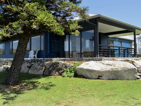 Storm Bay Cottage - Dalby Accommodation 0