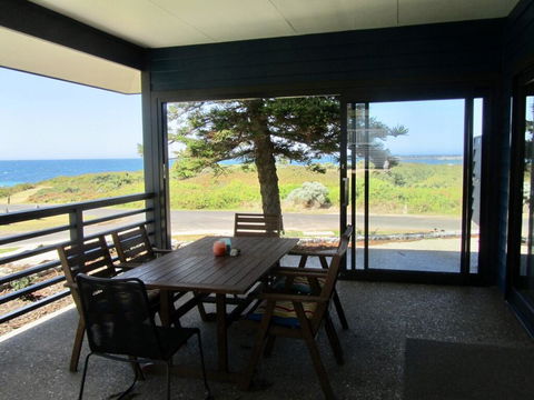 Storm Bay Cottage - Dalby Accommodation 2