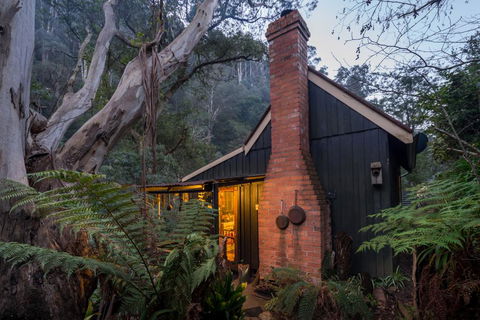 Stringer's Cottage - Dalby Accommodation 0