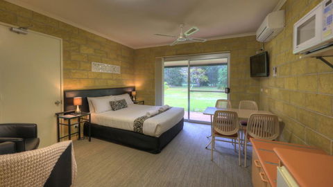 Stuarts Point Convention Centre - Dalby Accommodation 1