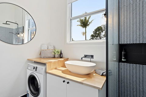 Studio Ocean Breeze @ Huskisson - Dalby Accommodation 3