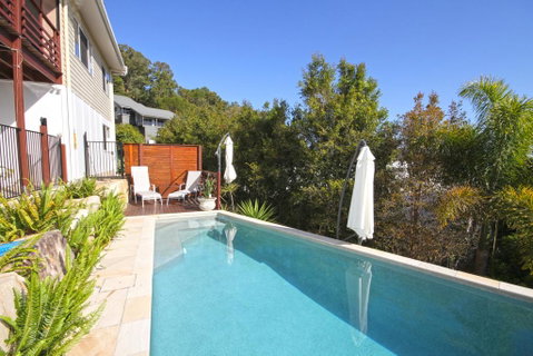 STUNNING HOME WITH SPECTACULAR VIEWS AND CLOSE TO THE BEACH - Dalby Accommodation 0