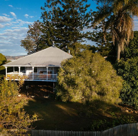 Stunning Queenslander - Dalby Accommodation 0