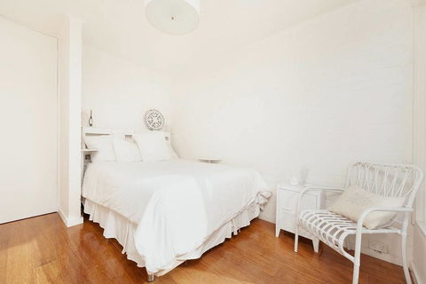 Stunning Sydney Harbour Views - Dalby Accommodation 2