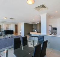 Stylish 3 Bedroom Apartment In Goldcoast - Dalby Accommodation