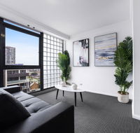 Stylish and Spacious Apt with Double living room - Dalby Accommodation