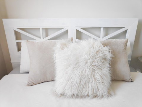 Stylish Liverpool 2Bed 2Bath Apartment -Skyline Views! -Masks Provided - Dalby Accommodation 1