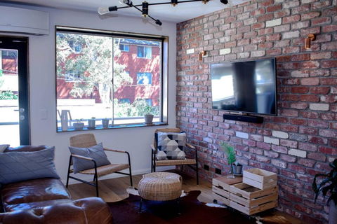 Stylish Modern Apartment Located In Marrickville - Dalby Accommodation 0