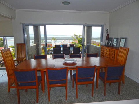 Summer Breeze @ Orient Point - Dalby Accommodation 1