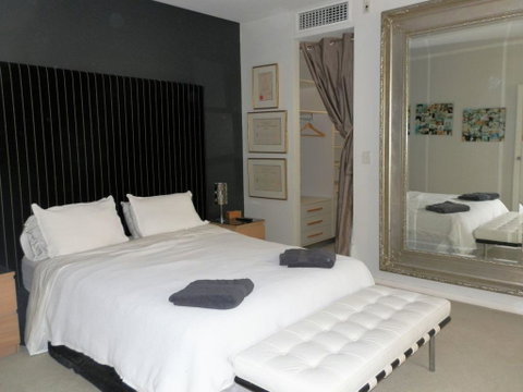 Sun, Sand, Sea And Salty Kisses Cottesloe Beach House - Dalby Accommodation 2