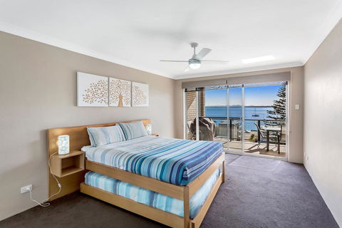 Sundeck, Unit 8/51 Ronald Avenue - Dalby Accommodation 2