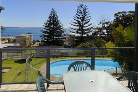 Sundeck Unit 6 - Shoal Bay - Dalby Accommodation 1