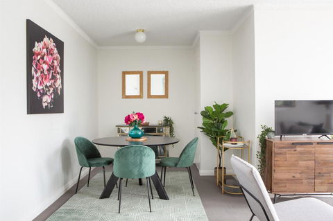 Sunny Apartment In Quiet And Green Neighbourhood - Dalby Accommodation 2