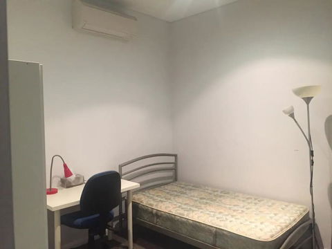 Sunny 3 Bedroom Apartment In Turrella - Dalby Accommodation 2
