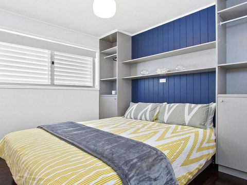 Sunset Beach - Situated Between Two Beaches And A Lake - Dalby Accommodation 1