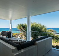 Sunshine Coast White House - Dalby Accommodation