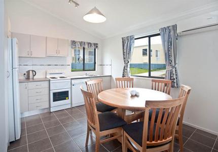Surf Beach Narooma Holiday Park - Dalby Accommodation 1
