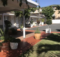 Surf Street Motel - Dalby Accommodation