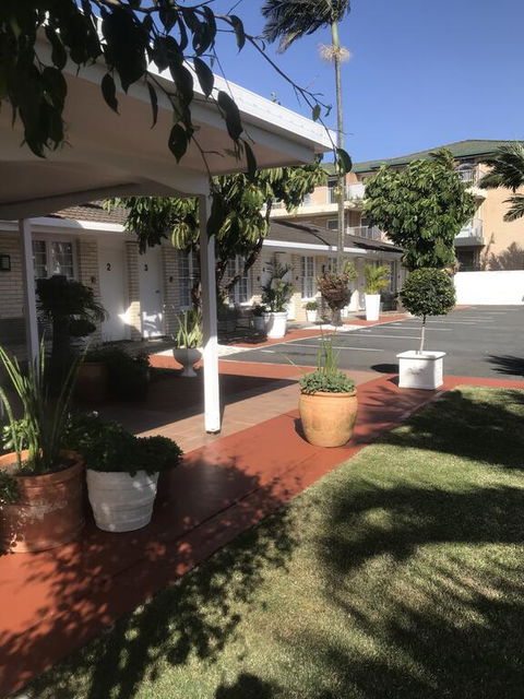 Surf Street Motel - Dalby Accommodation 0